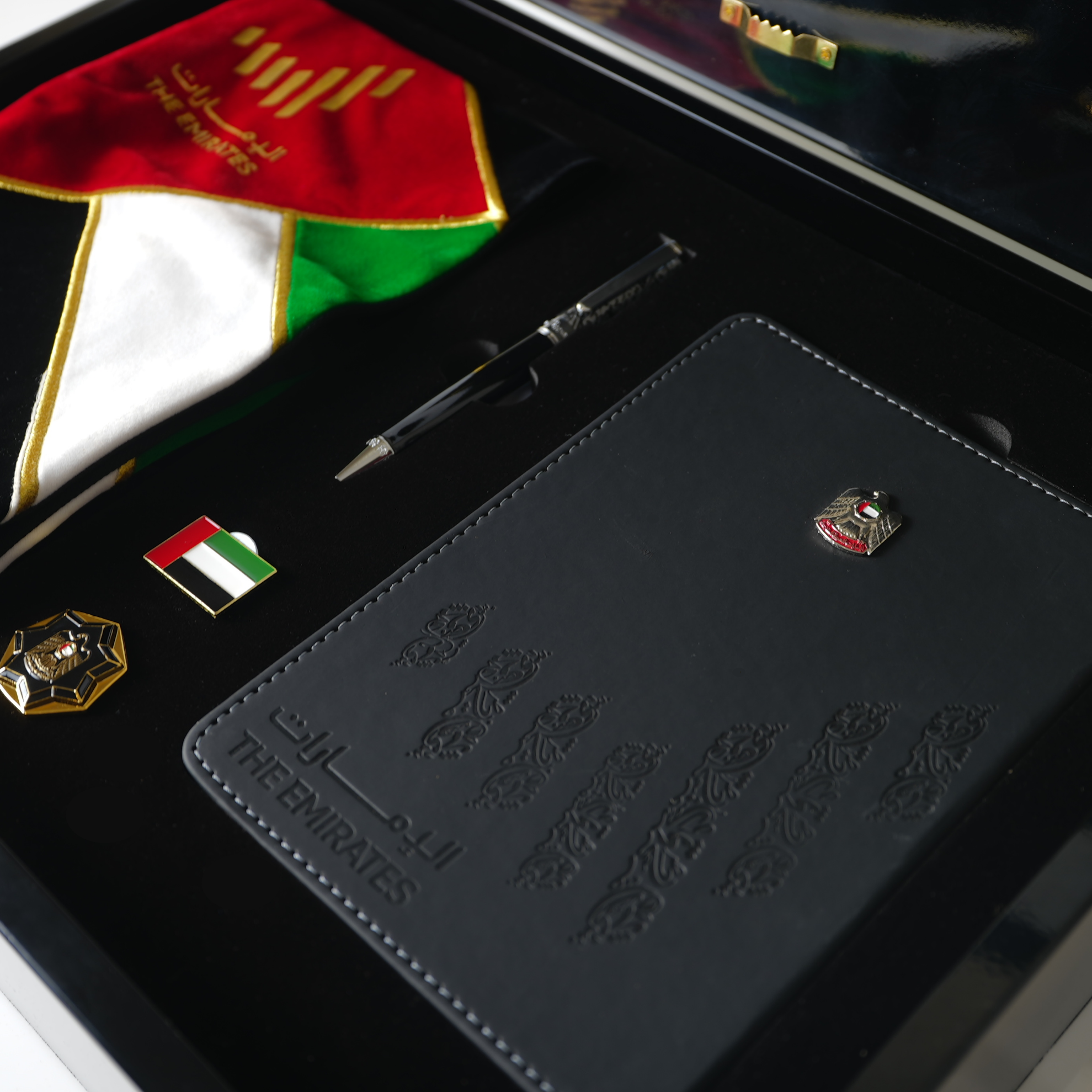 A national day Box - Black - Image 3